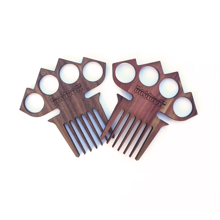 BadWolf 'Diablo' Knuckle Duster Beard Comb